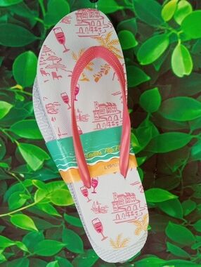 ⛱️ White and Pink Tropical Print Ladies Flip Flops